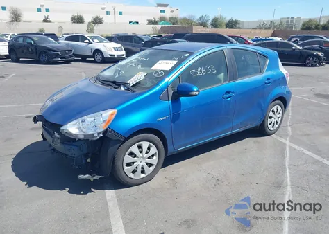 2014 Toyota Prius C z USA, uszkodzony, nr VIN JTDKDTB33E1568248